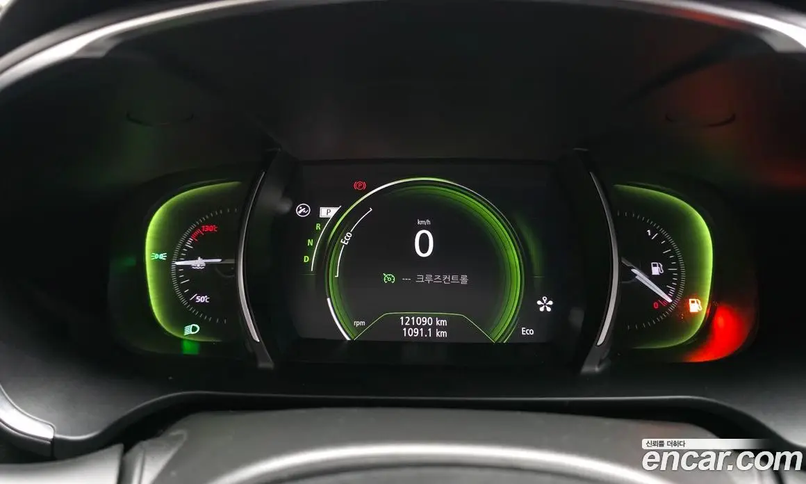 Renault (Samsung) SM6 2017 2.0 автомат (гидро), фото 8 Renault (Samsung) SM6 2017 2.0 автомат (гидро), фото 8