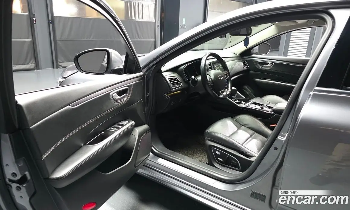 Renault (Samsung) SM6 2017 2.0 автомат (гидро), фото 10 Renault (Samsung) SM6 2017 2.0 автомат (гидро), фото 10