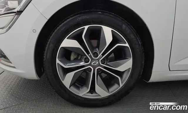 Renault (Samsung) SM6 2020 2.0 автомат (гидро), миниатюра 5 Renault (Samsung) SM6 2020 2.0 автомат (гидро), миниатюра 5