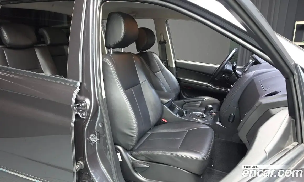 SsangYong Korando 2014 2.0 автомат (гидро), фото 12