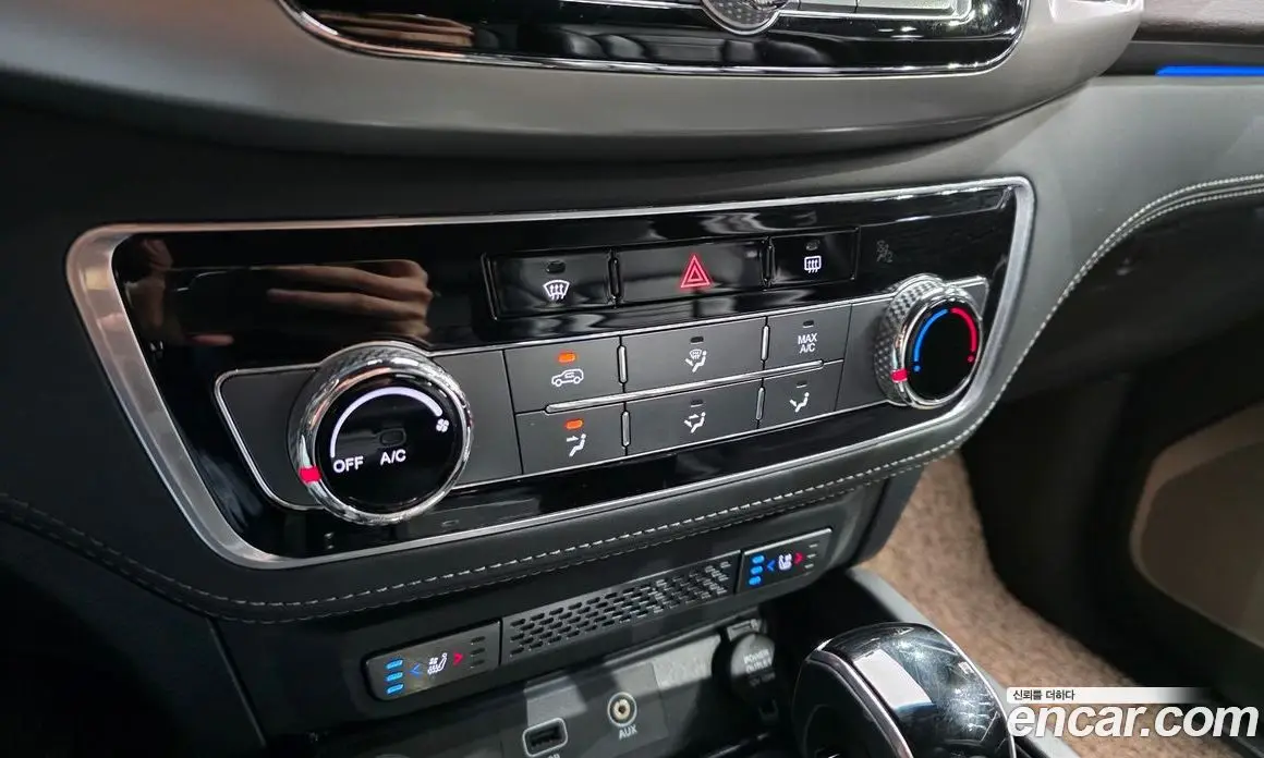 SsangYong Rexton 2018 2.2 автомат (гидро), фото 17 SsangYong Rexton 2018 2.2 автомат (гидро), фото 17