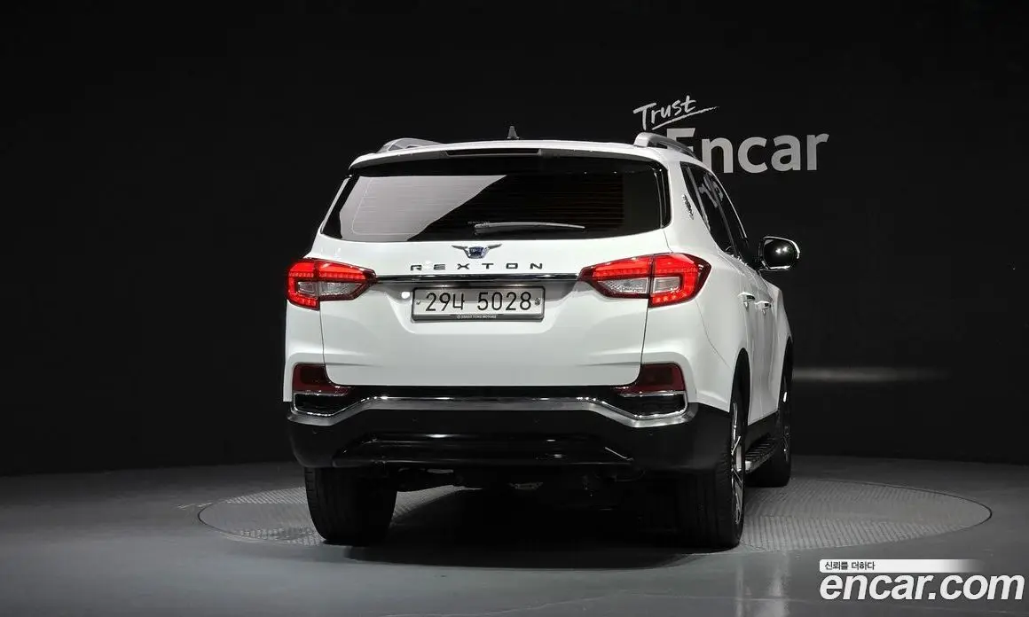 SsangYong Rexton 2018 2.2 автомат (гидро), фото 4 SsangYong Rexton 2018 2.2 автомат (гидро), фото 4