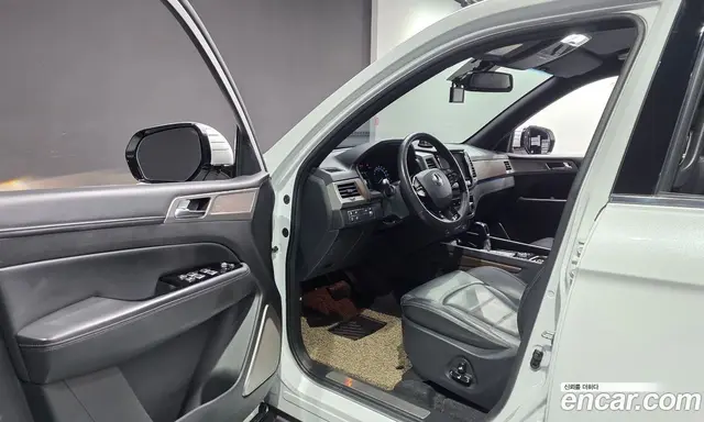 SsangYong Rexton 2018 2.2 автомат (гидро), миниатюра 10 SsangYong Rexton 2018 2.2 автомат (гидро), миниатюра 10