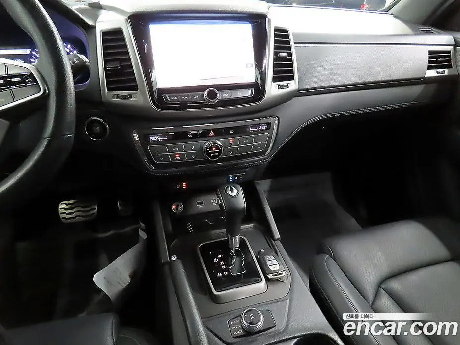 SsangYong Rexton 2019 2.2 автомат (гидро), фото 18