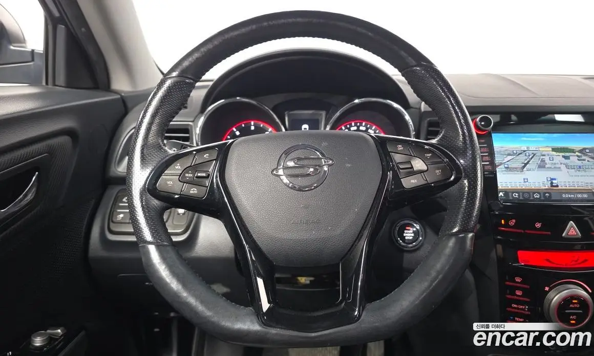 SsangYong TIBOLI 2018 1.6 автомат (гидро), фото 13