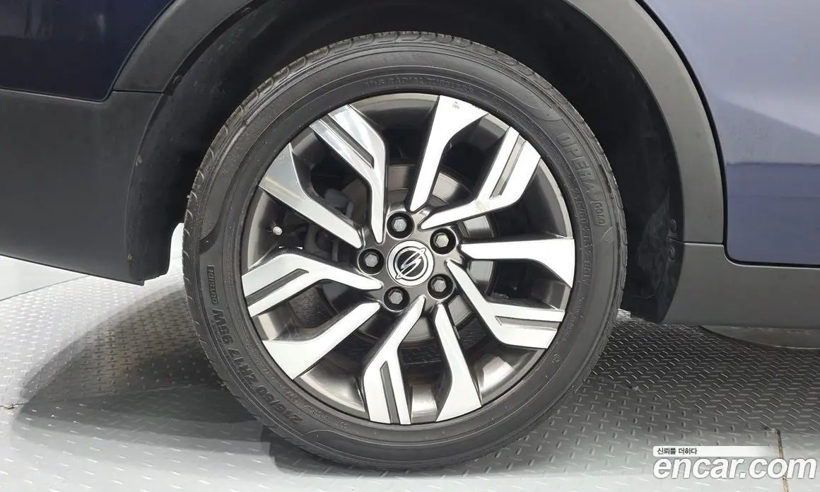 SsangYong TIBOLI 2018 1.6 автомат (гидро), фото 5
