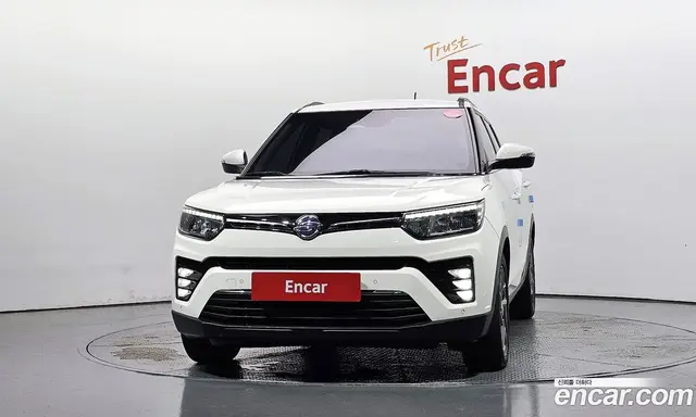 SsangYong TIBOLI 2022 1.5 автомат (гидро), миниатюра 3