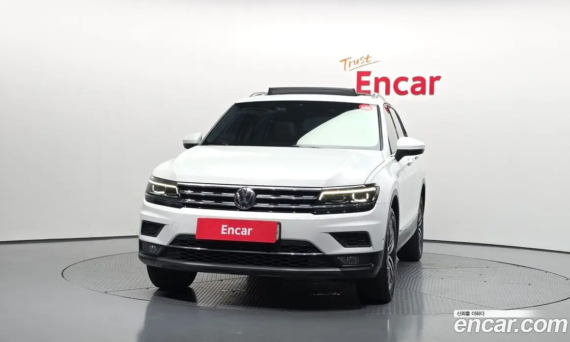 Volkswagen Tiguan 2018 2.0 автомат (гидро), фото 3