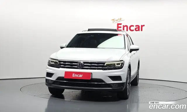 Volkswagen Tiguan 2018 2.0 автомат (гидро), миниатюра 3
