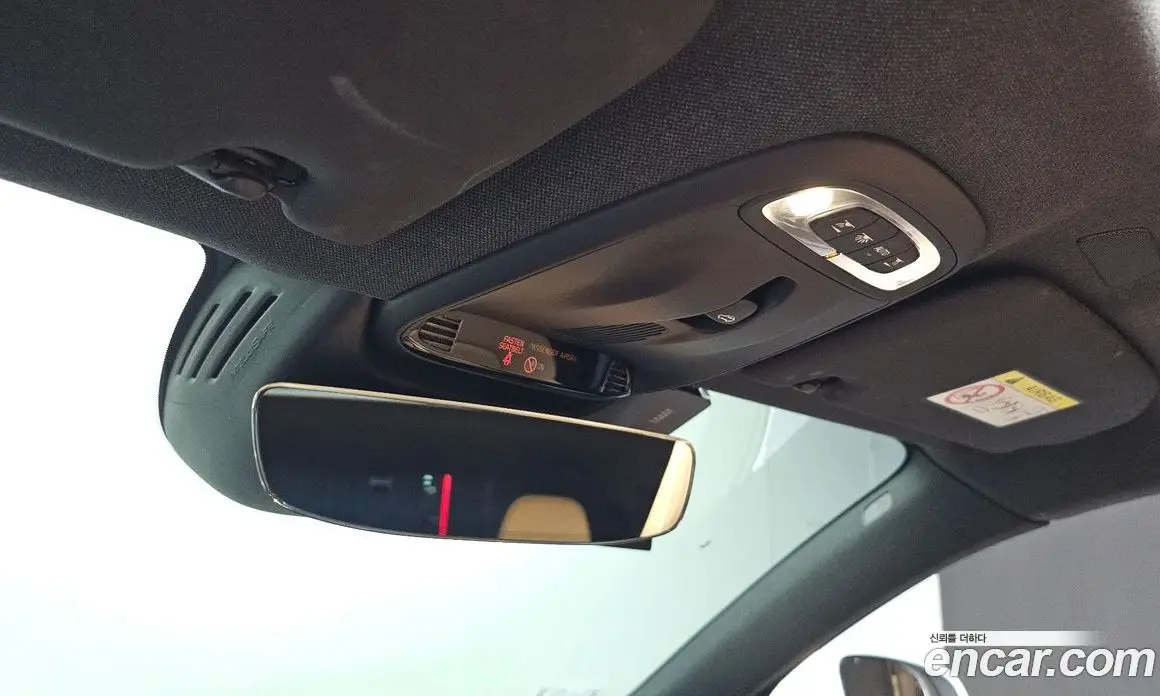 Volvo XC40 2021 2.0 автомат (гидро), фото 17