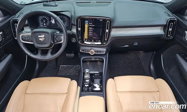 Volvo XC40 2021 2.0 автомат (гидро), миниатюра 7
