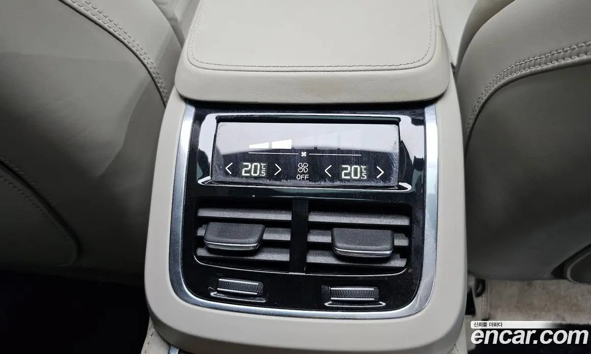 Volvo XC90 2017 2.0 автомат (гидро), фото 18 Volvo XC90 2017 2.0 автомат (гидро), фото 18