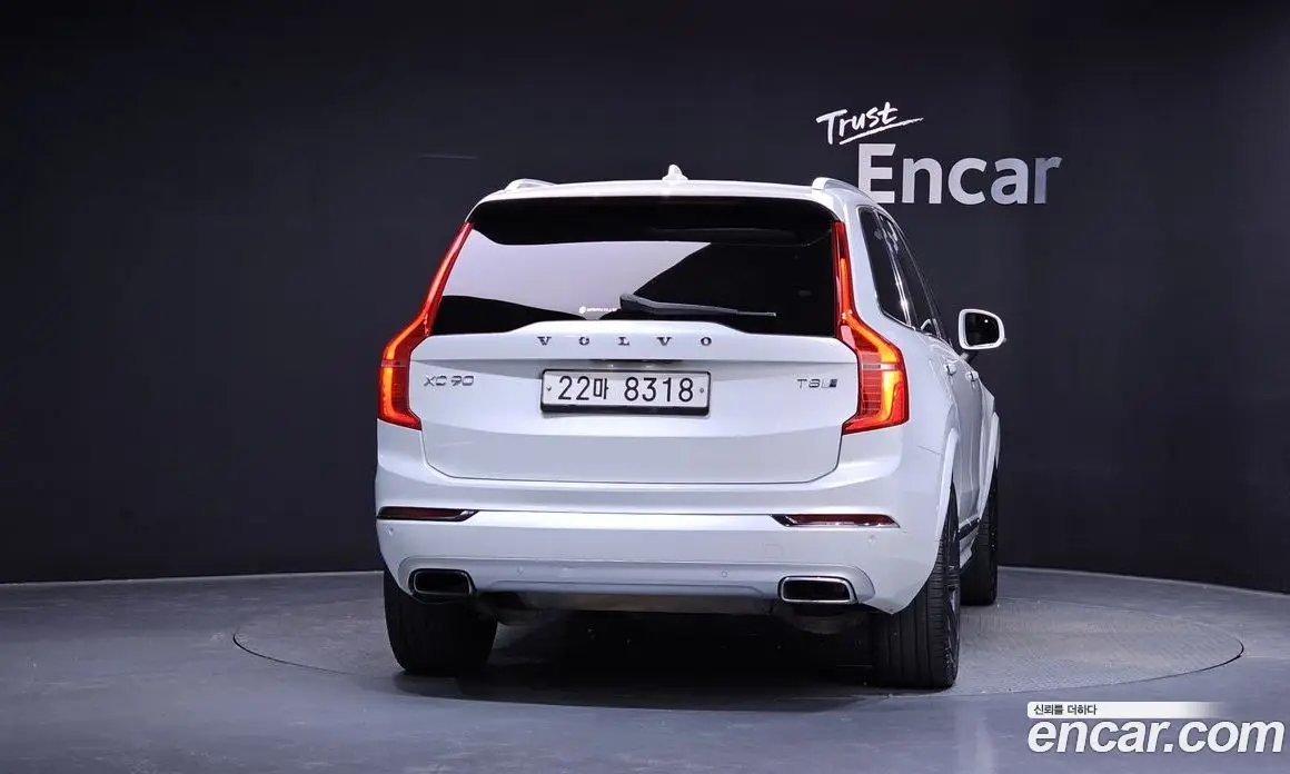 Volvo XC90 2017 2.0 автомат (гидро), фото 4 Volvo XC90 2017 2.0 автомат (гидро), фото 4