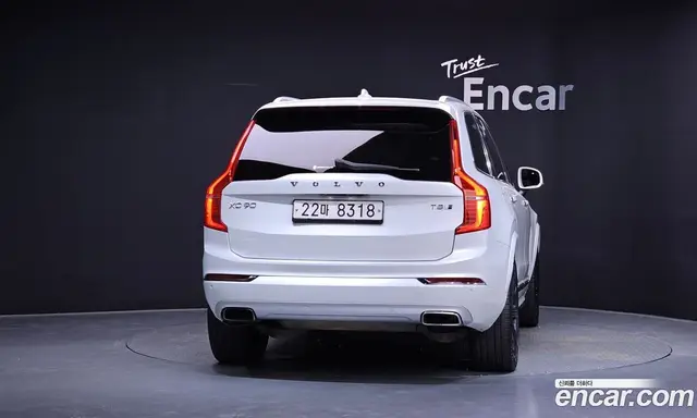 Volvo XC90 2017 2.0 автомат (гидро), миниатюра 4 Volvo XC90 2017 2.0 автомат (гидро), миниатюра 4
