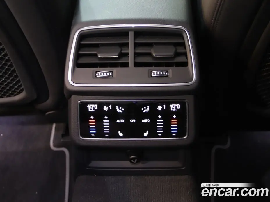 Audi A6 2021 3.0 автомат (гидро), фото 17 Audi A6 2021 3.0 автомат (гидро), фото 17