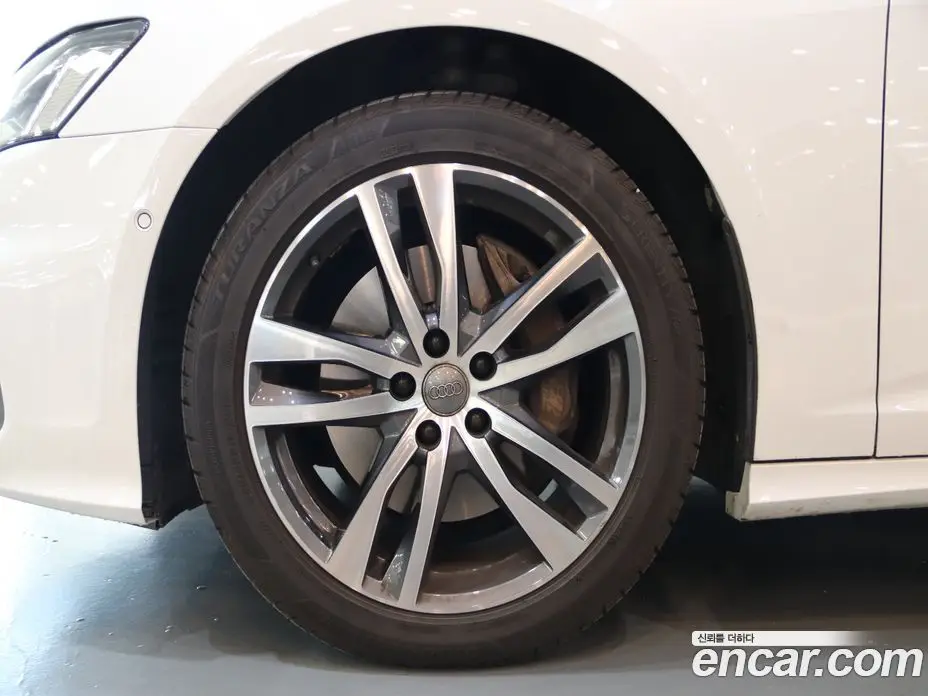 Audi A6 2021 3.0 автомат (гидро), фото 5 Audi A6 2021 3.0 автомат (гидро), фото 5