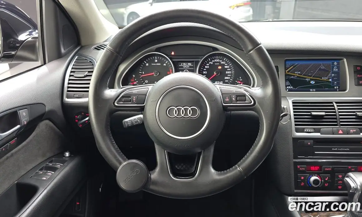 Audi Q7 2015 3.0 автомат (гидро), фото 13 Audi Q7 2015 3.0 автомат (гидро), фото 13