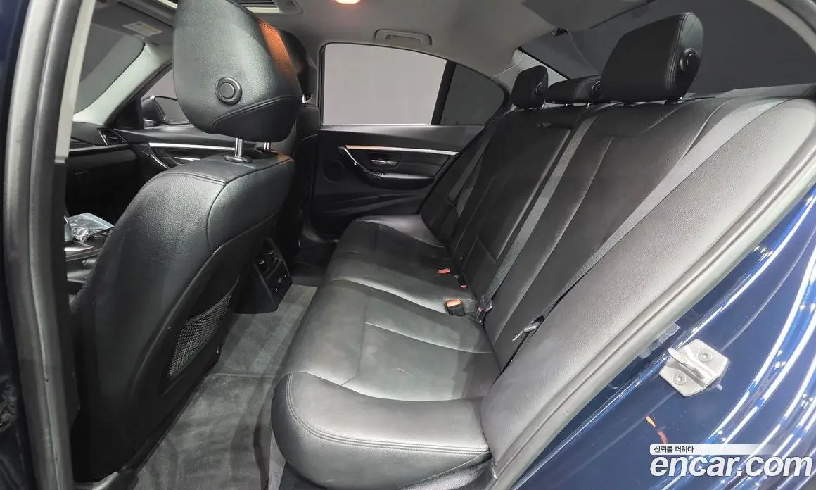BMW 3 серия 2016 2.0 автомат (гидро), фото 12