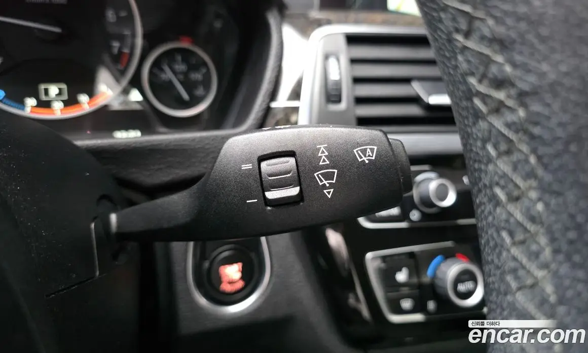 BMW 3 серия 2016 2.0 автомат (гидро), фото 20