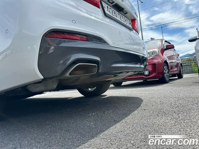 BMW 5 серия 2018 2.0 автомат (гидро), миниатюра 8 BMW 5 серия 2018 2.0 автомат (гидро), миниатюра 8