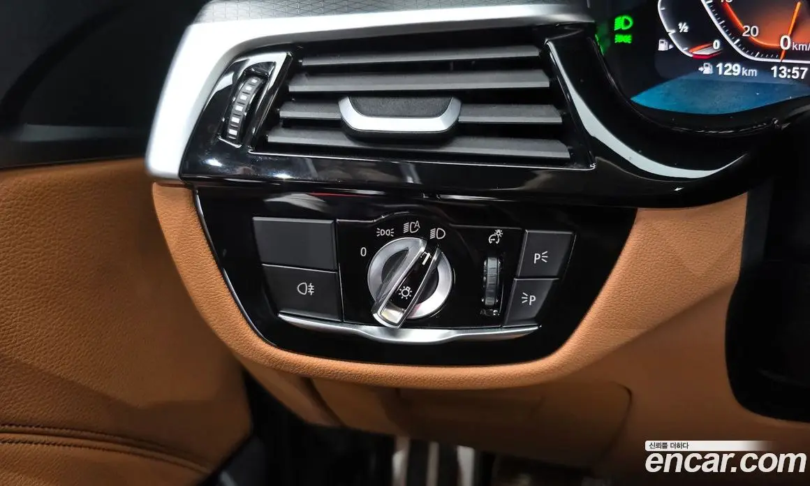 BMW 5 серия 2023 2.0 автомат (гидро), фото 17