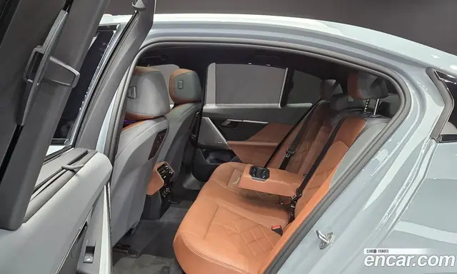 BMW 5 серия 2024 2.0 автомат (гидро), миниатюра 12