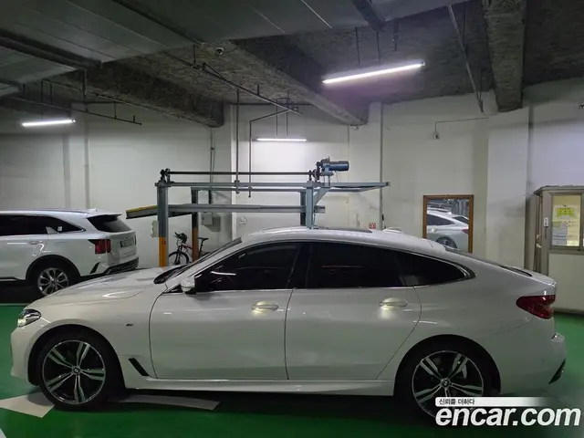 BMW 6 серия 2024 3.0 автомат (гидро), миниатюра 4