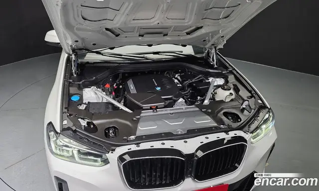 BMW X4 2024 2.0 автомат (гидро), миниатюра 6