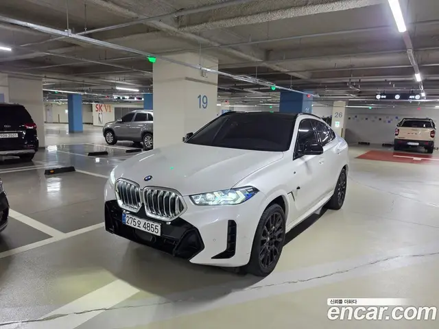 BMW X6, 2025, 25 000 км