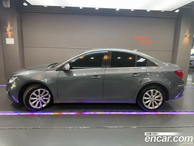 Chevrolet Cruze 2016 1.6 автомат (гидро), миниатюра 3 Chevrolet Cruze 2016 1.6 автомат (гидро), миниатюра 3