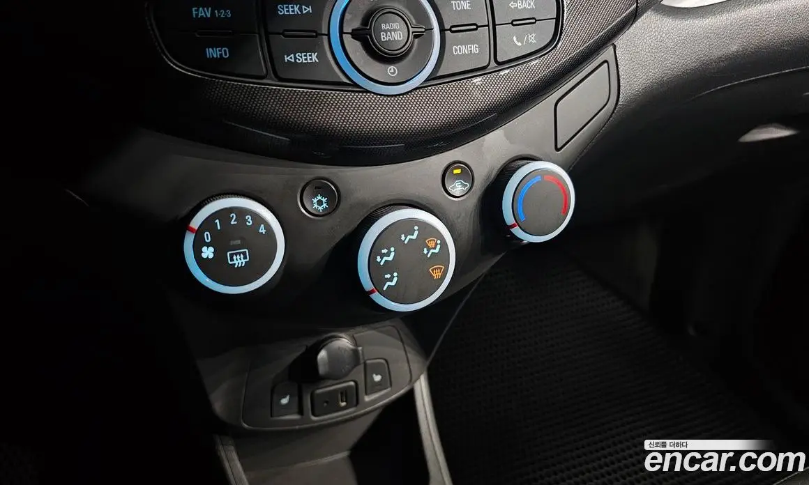 Chevrolet Spark 2014 1.0 автомат (гидро), фото 16
