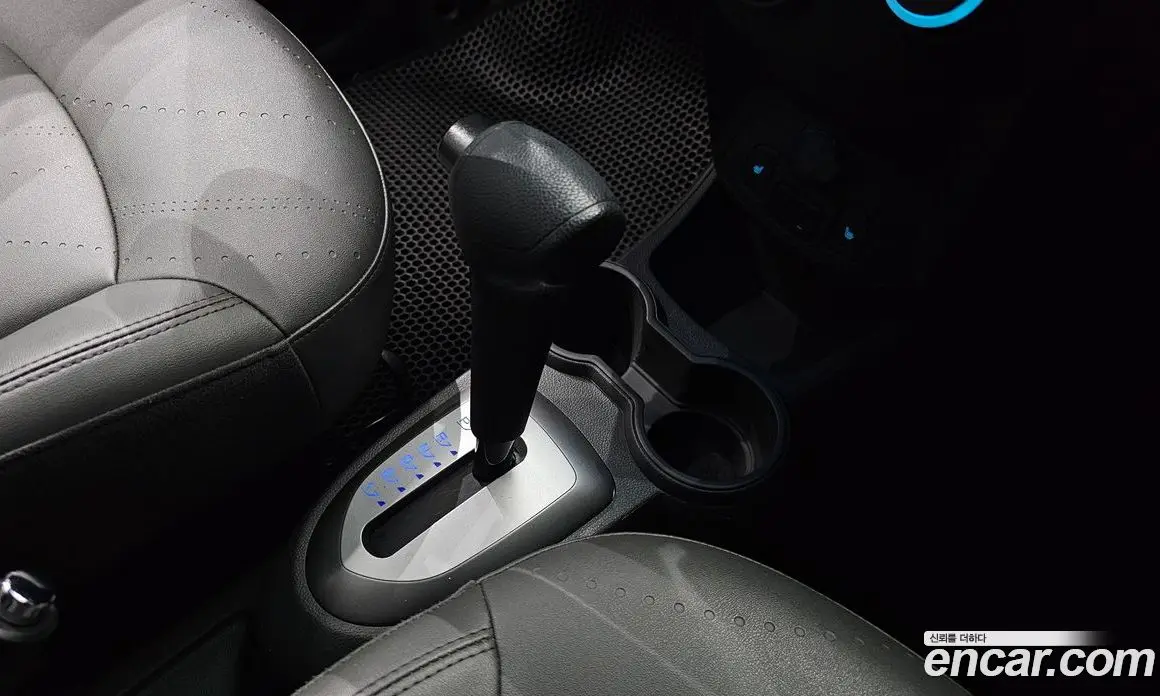 Chevrolet Spark 2014 1.0 автомат (гидро), фото 9
