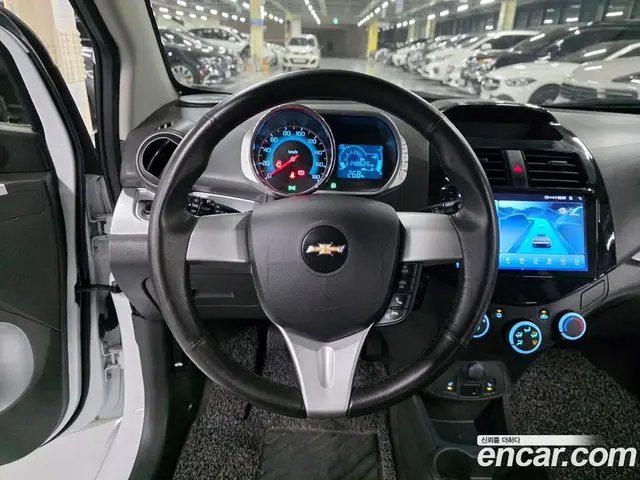 Chevrolet Spark 2014 1.0 механика, миниатюра 8 Chevrolet Spark 2014 1.0 механика, миниатюра 8