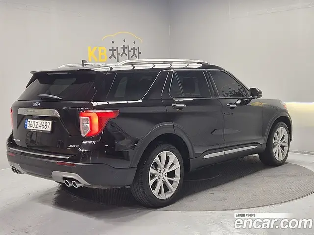 Ford Explorer 2022 3.0 автомат (гидро), миниатюра 4 Ford Explorer 2022 3.0 автомат (гидро), миниатюра 4