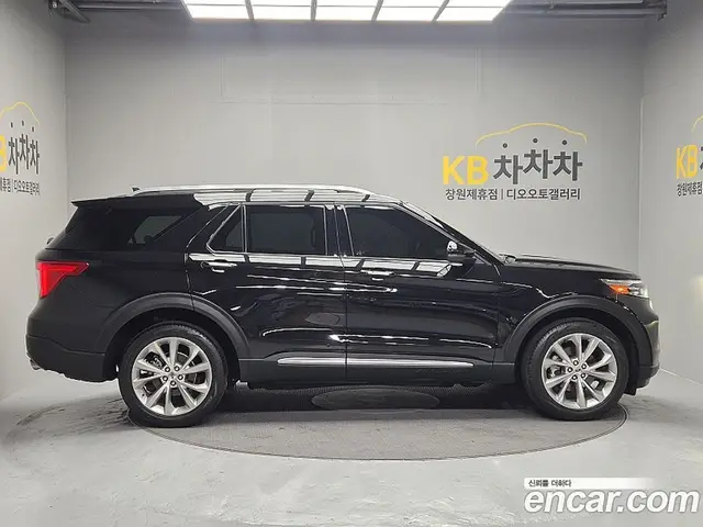 Ford Explorer 2022 3.0 автомат (гидро), миниатюра 7 Ford Explorer 2022 3.0 автомат (гидро), миниатюра 7