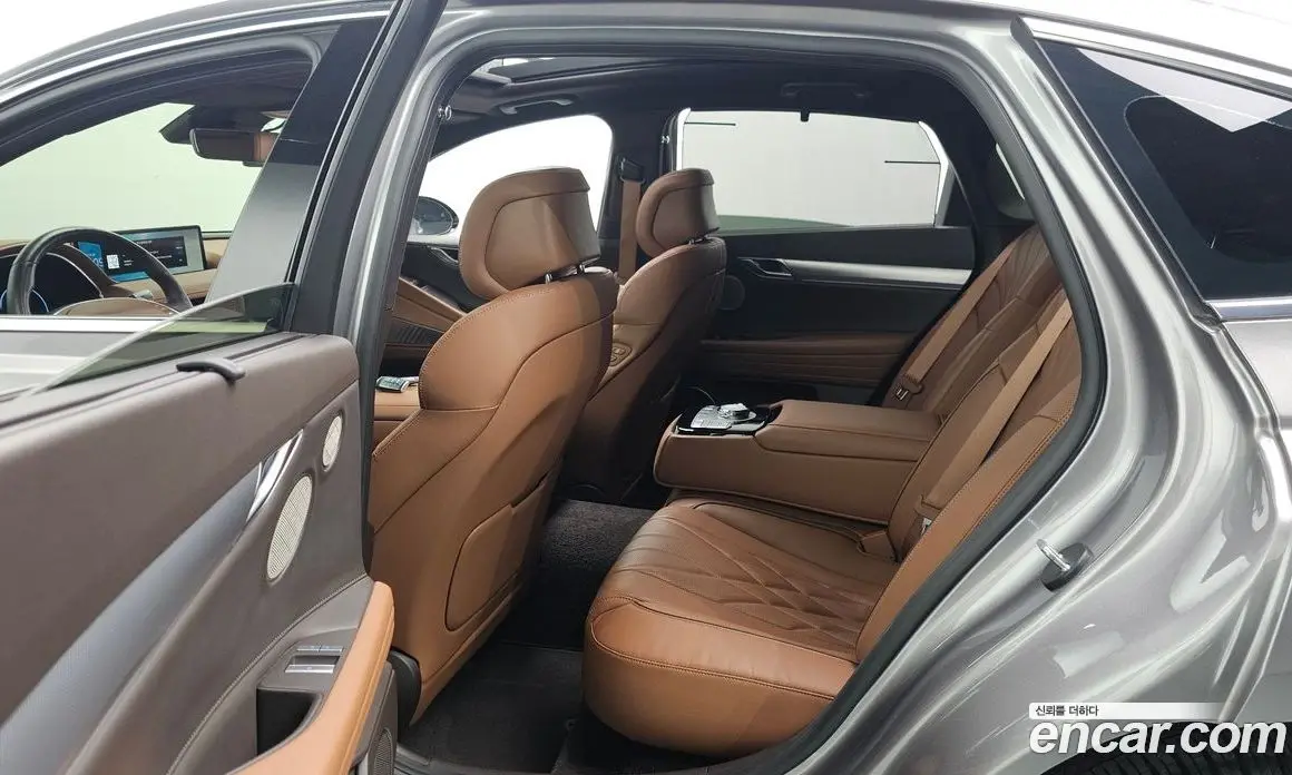 Genesis G80 2023 2.5 автомат (гидро), фото 12