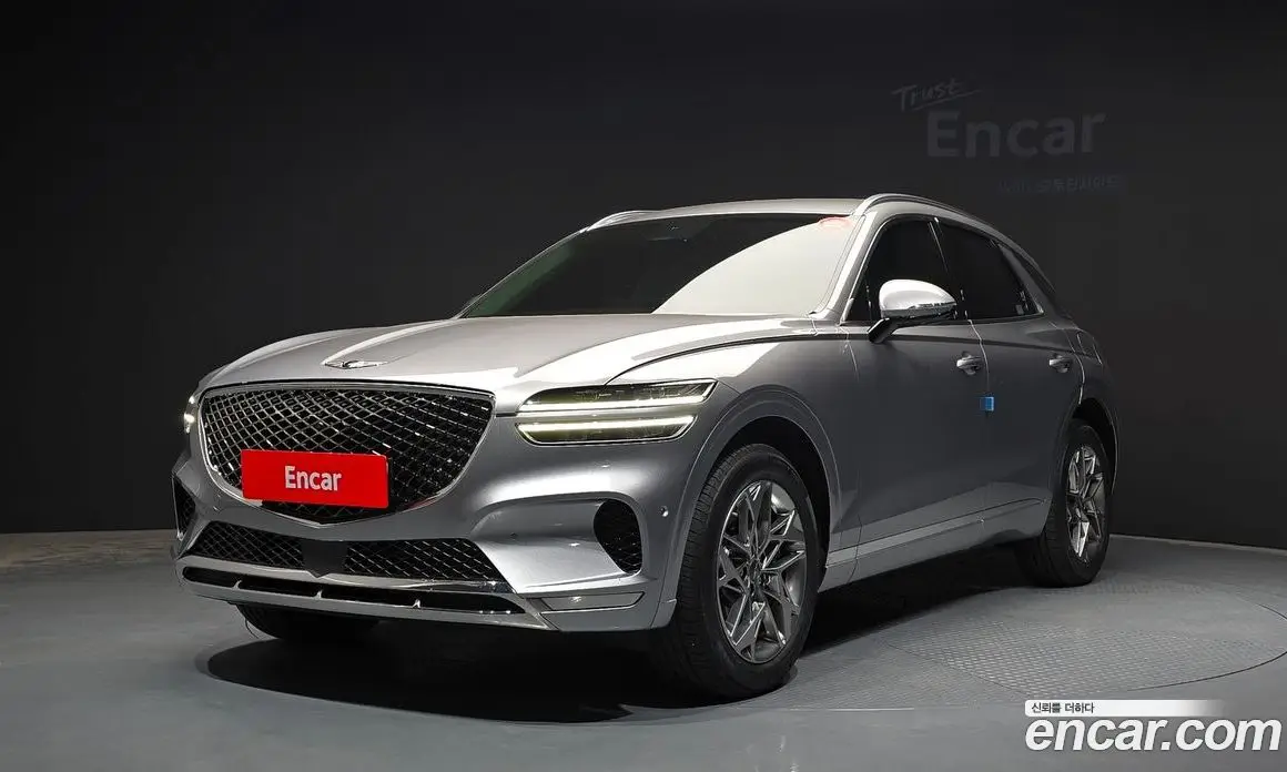 Genesis GV70 2023 2.5 автомат (гидро), фото 1 Genesis GV70 2023 2.5 автомат (гидро), фото 1