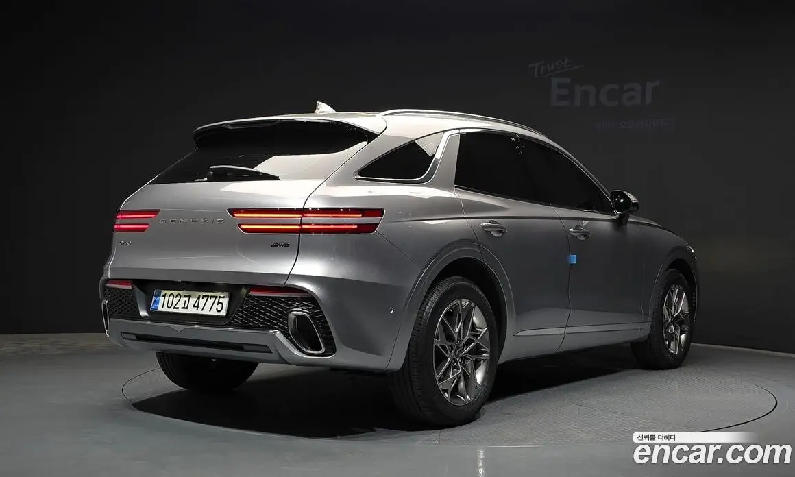 Genesis GV70 2023 2.5 автомат (гидро), фото 2 Genesis GV70 2023 2.5 автомат (гидро), фото 2