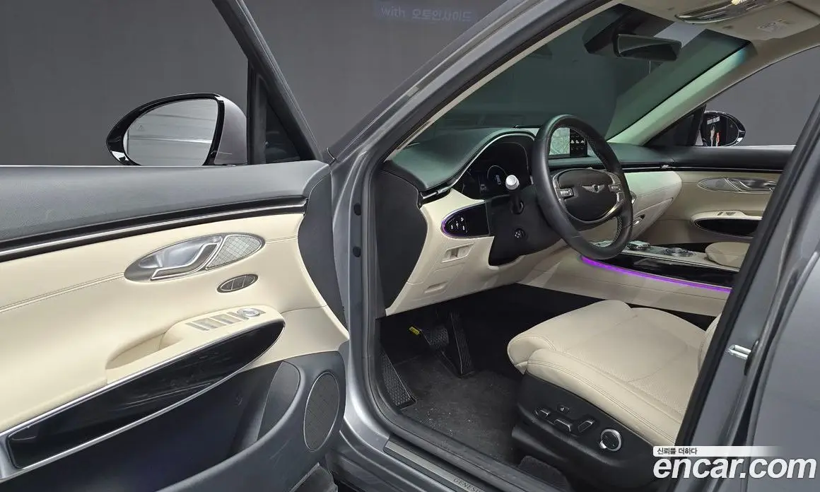 Genesis GV70 2023 2.5 автомат (гидро), фото 10 Genesis GV70 2023 2.5 автомат (гидро), фото 10