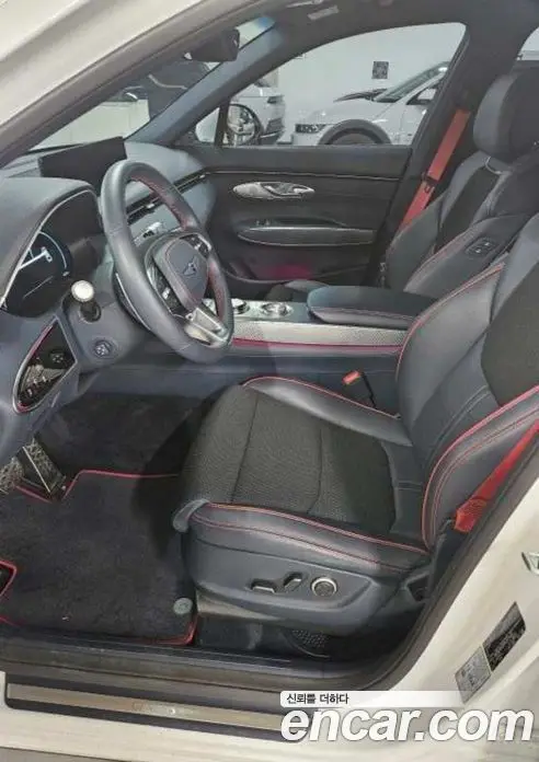 Genesis GV70 2023 3.5 автомат (гидро), миниатюра 4 Genesis GV70 2023 3.5 автомат (гидро), миниатюра 4