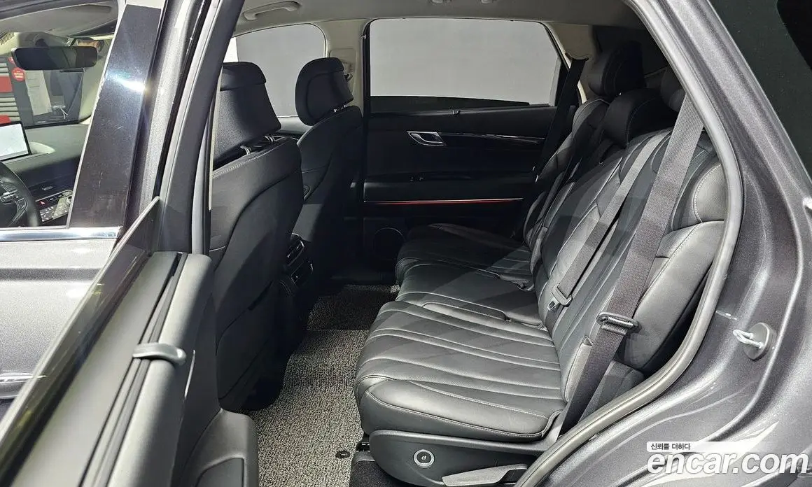 Genesis GV80 2021 2.5 автомат (гидро), фото 12 Genesis GV80 2021 2.5 автомат (гидро), фото 12