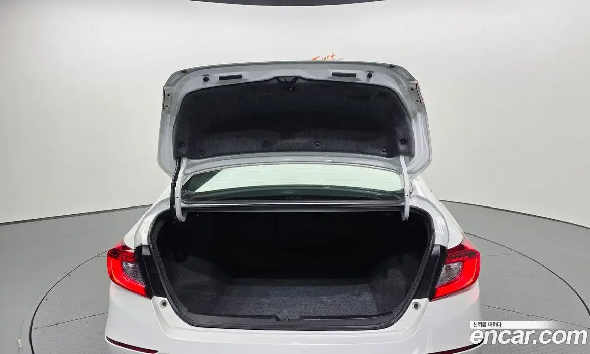 Honda Accord 2018 2.0 автомат (гидро), фото 20 Honda Accord 2018 2.0 автомат (гидро), фото 20
