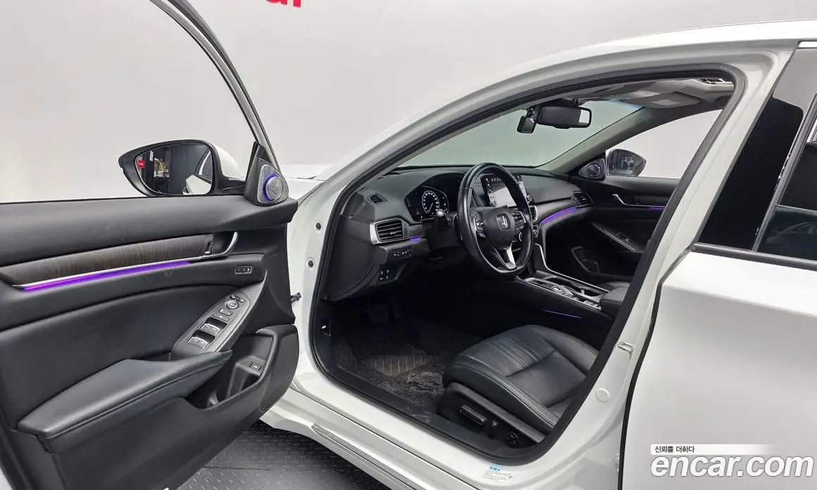 Honda Accord 2018 2.0 автомат (гидро), фото 10 Honda Accord 2018 2.0 автомат (гидро), фото 10