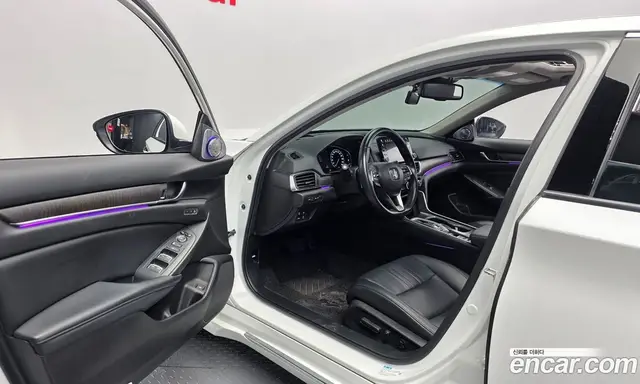Honda Accord 2018 2.0 автомат (гидро), миниатюра 10 Honda Accord 2018 2.0 автомат (гидро), миниатюра 10