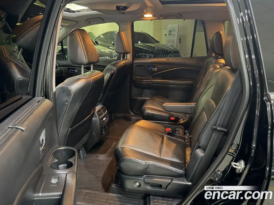 Honda Pilot 2018 3.5 автомат (гидро), фото 7 Honda Pilot 2018 3.5 автомат (гидро), фото 7