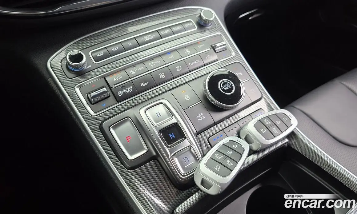 Hyundai Santa Fe 2022 1.6 автомат (гидро), фото 9 Hyundai Santa Fe 2022 1.6 автомат (гидро), фото 9