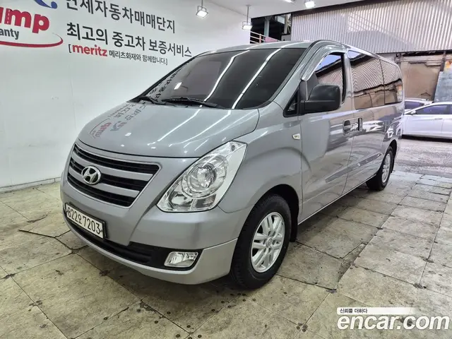 Hyundai Starex 2017 2.5 автомат (гидро), миниатюра 2 Hyundai Starex 2017 2.5 автомат (гидро), миниатюра 2