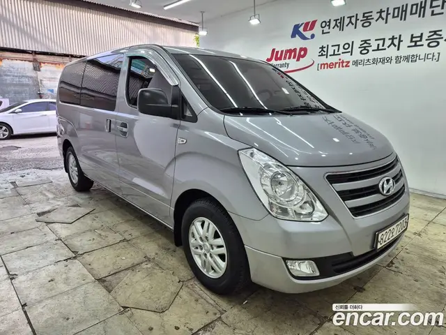 Hyundai Starex 2017 2.5 автомат (гидро), миниатюра 3 Hyundai Starex 2017 2.5 автомат (гидро), миниатюра 3