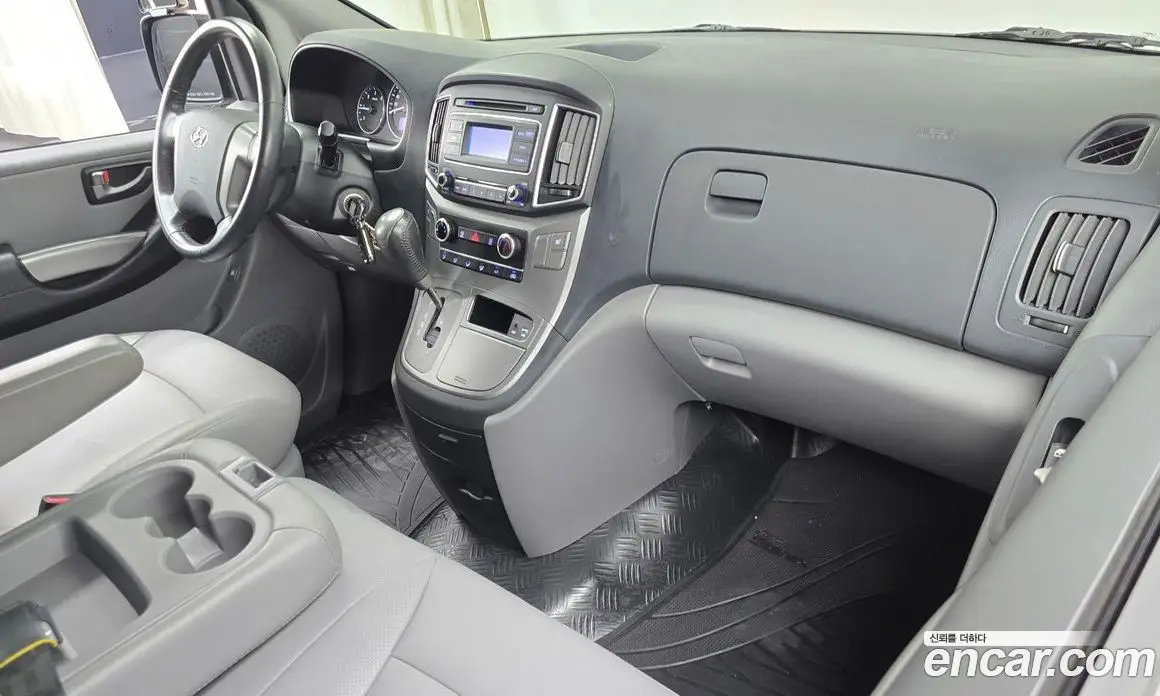 Hyundai Starex 2020 2.5 автомат (гидро), фото 7