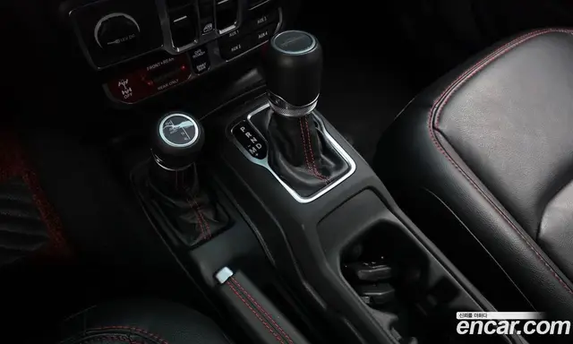 Jeep Gladiator 2023 3.6 автомат (гидро), миниатюра 9 Jeep Gladiator 2023 3.6 автомат (гидро), миниатюра 9